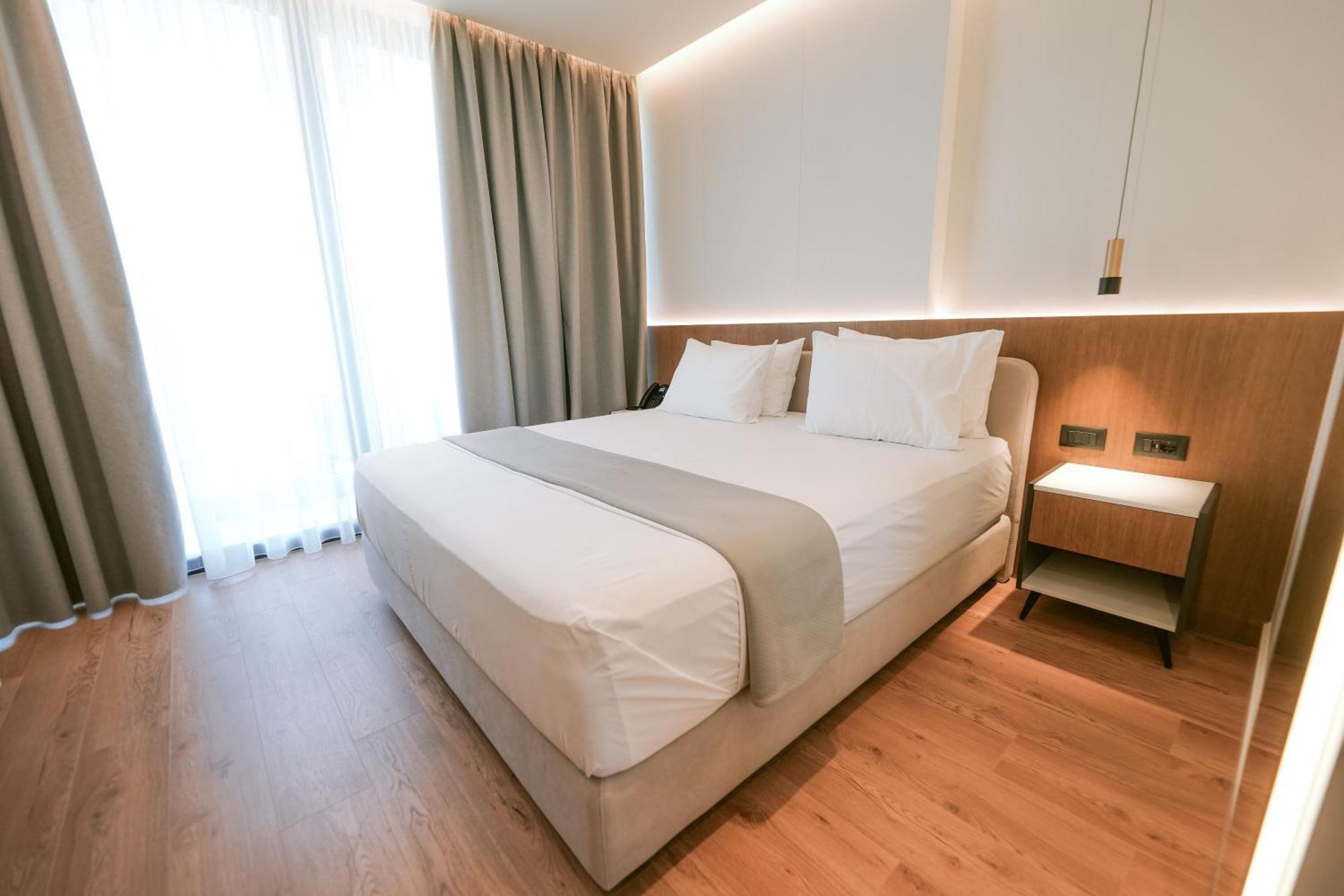 Euro Hotel Ksamil Dış mekan fotoğraf