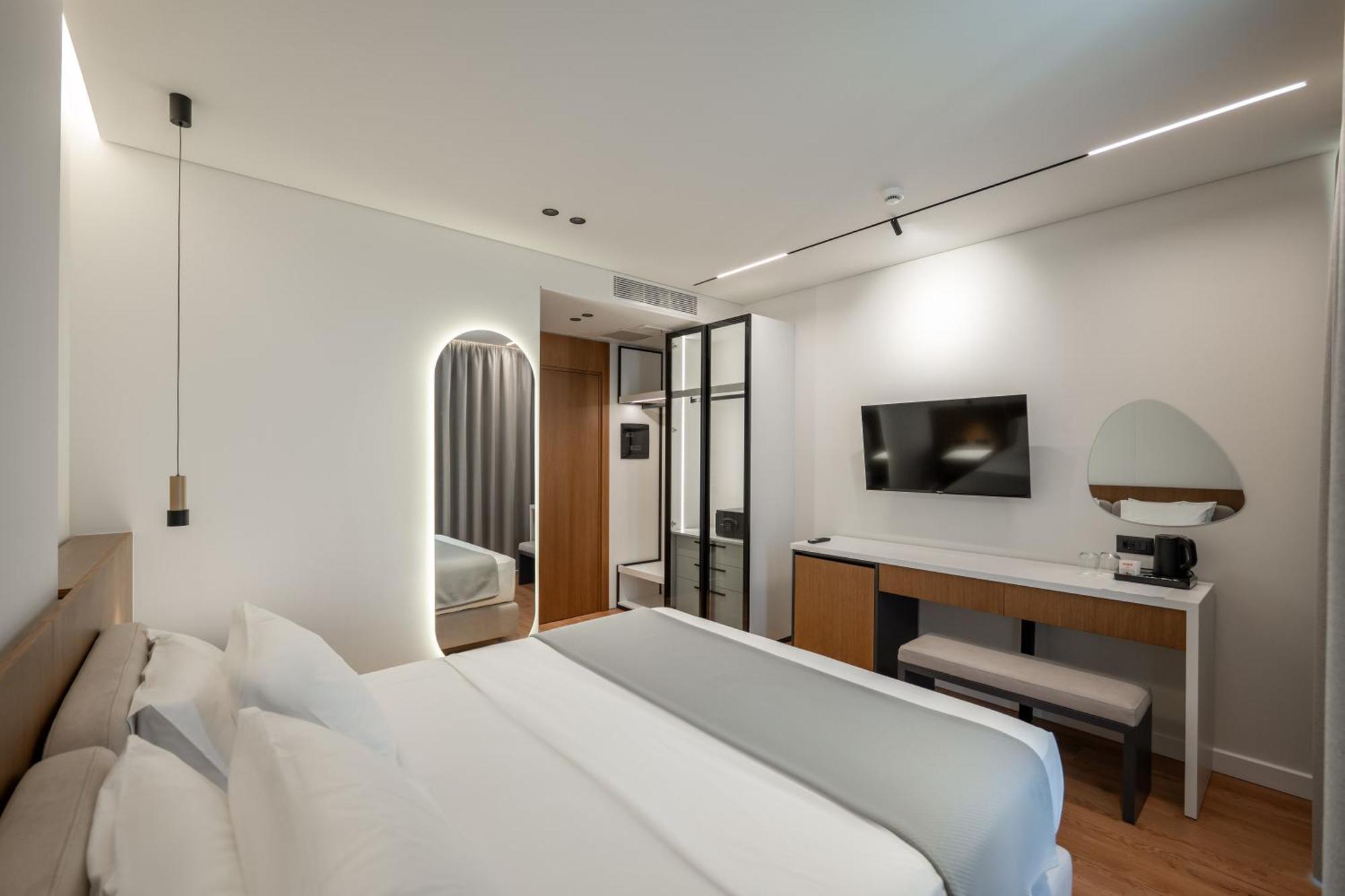 Euro Hotel Ksamil Dış mekan fotoğraf