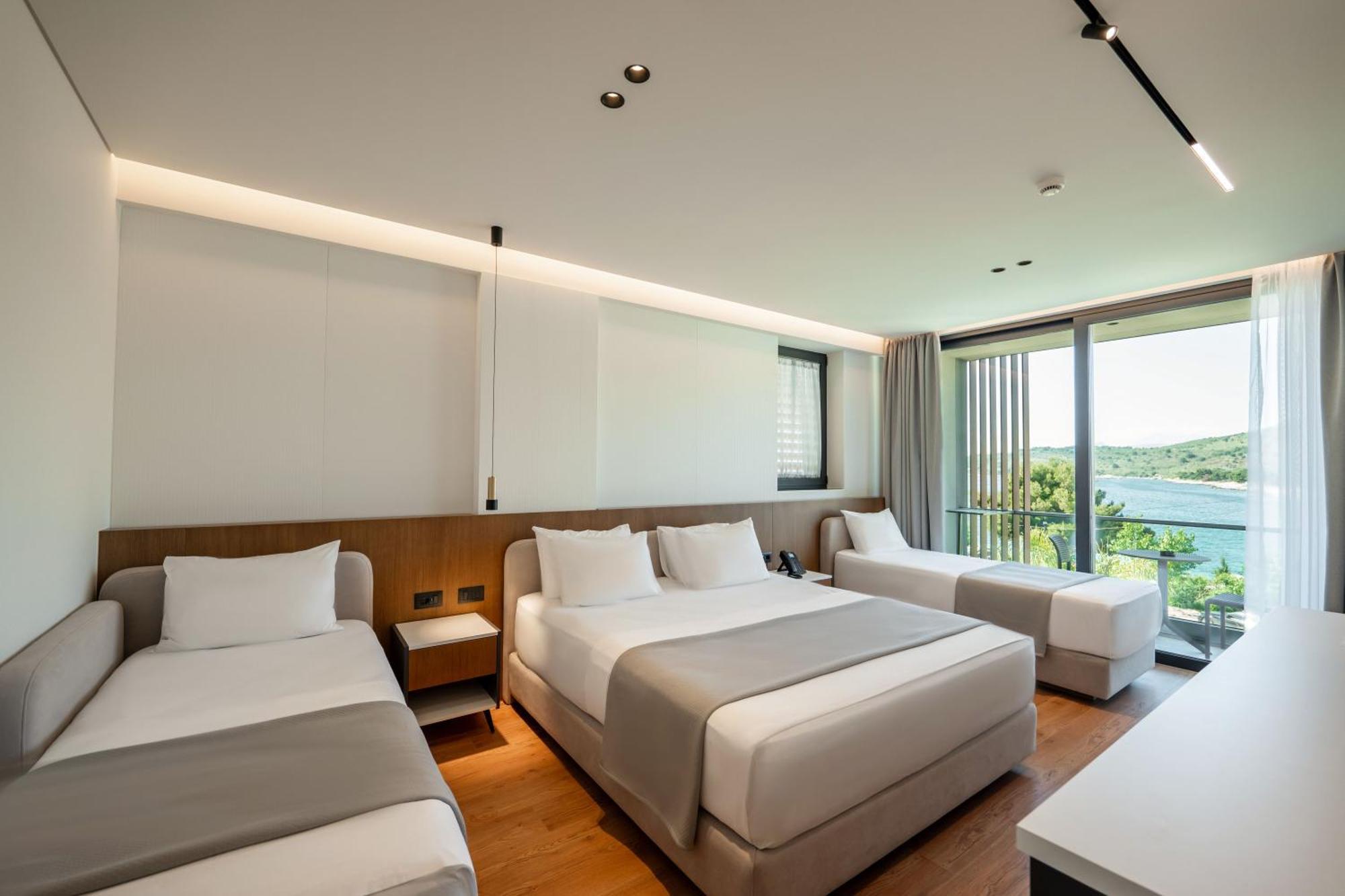 Euro Hotel Ksamil Dış mekan fotoğraf