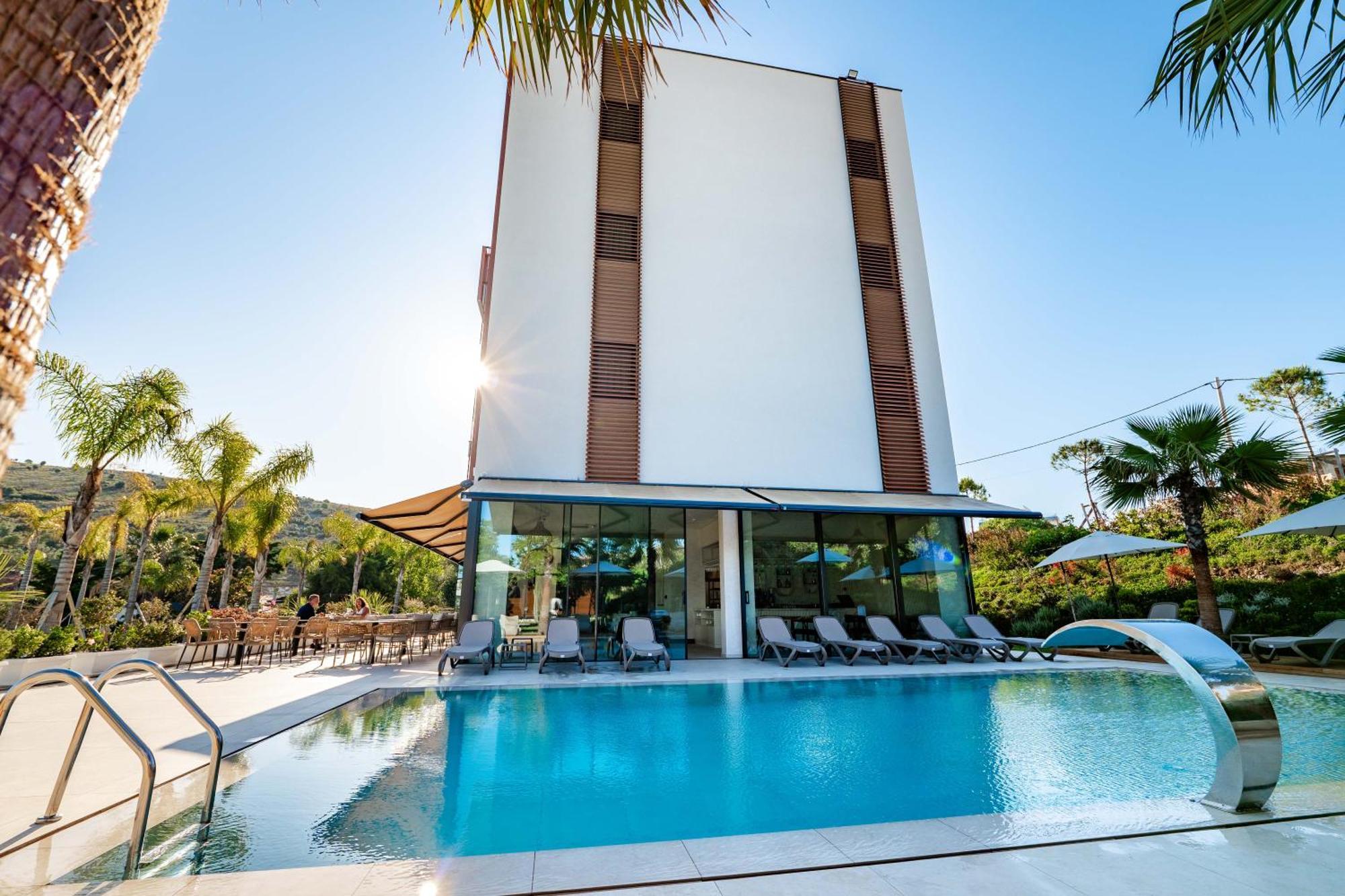 Euro Hotel Ksamil Dış mekan fotoğraf